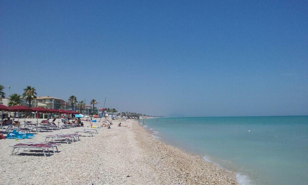 Appartamento Il Canto Della Luna Porto Sant'Elpidio Ngoại thất bức ảnh